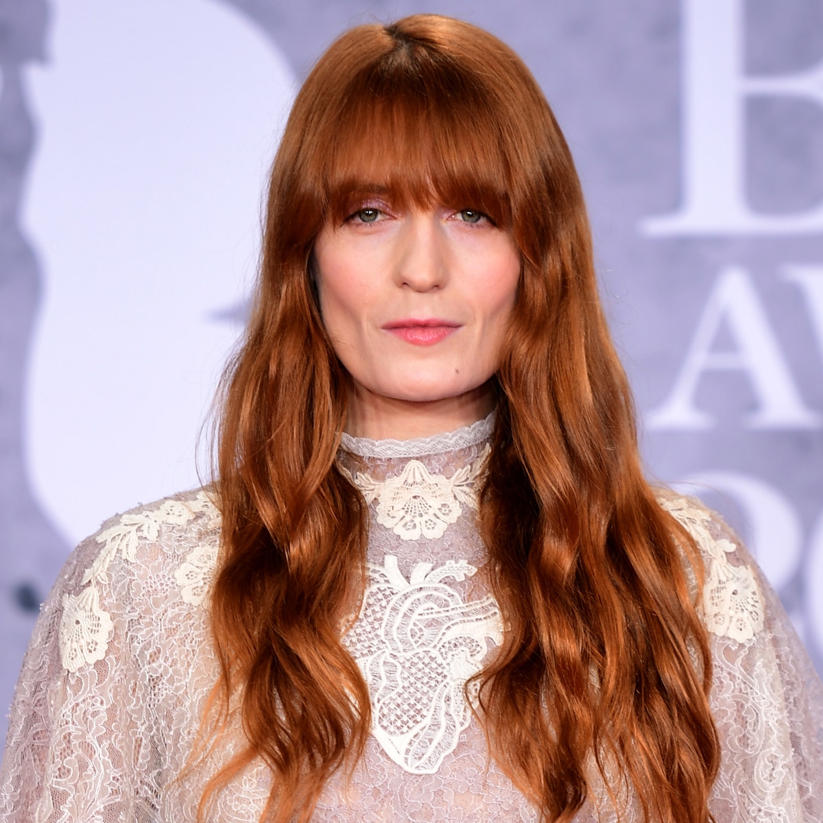 Florence Welch Celebrates 7 Years Of Sobriety: "Please Don't Give Up"