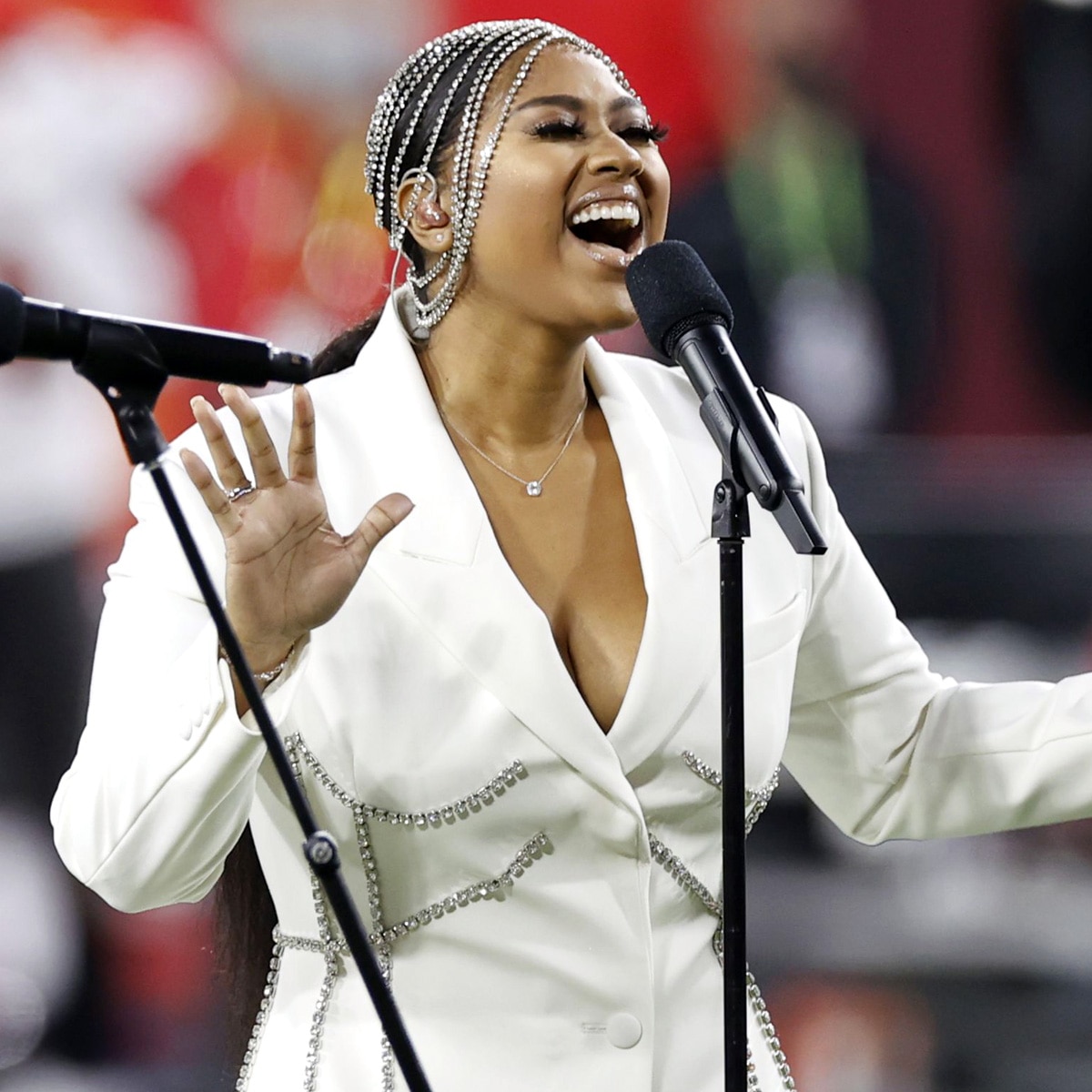 jazmine sullivan at super bowl