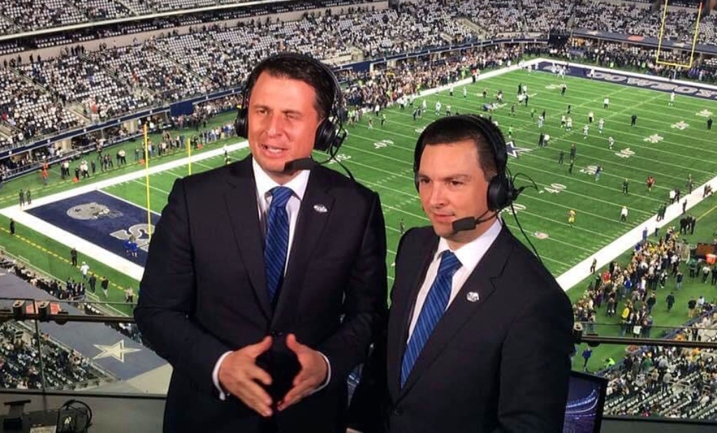 Comentaristas de Fox Sports insulta a su compañero en el Super Bowl