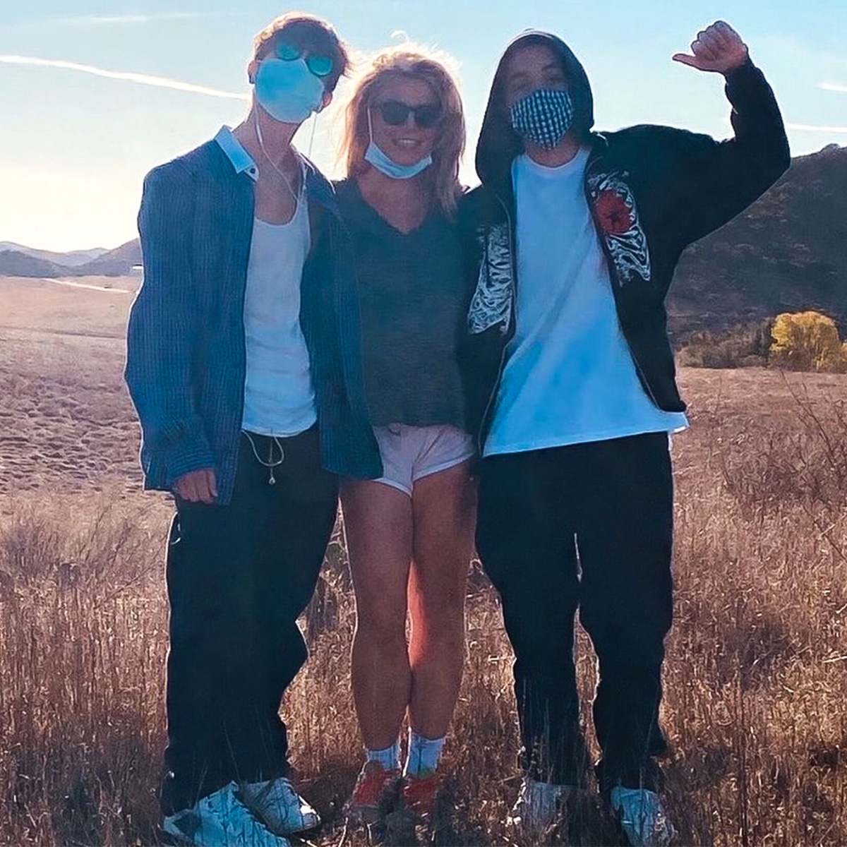 Why Britney Spears Says It's "Bittersweet" Watching Her Sons Grow Up - E!  Online