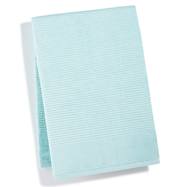 Martha Stewart's 'Incredibly Soft' Bath Towels Are on Sale at