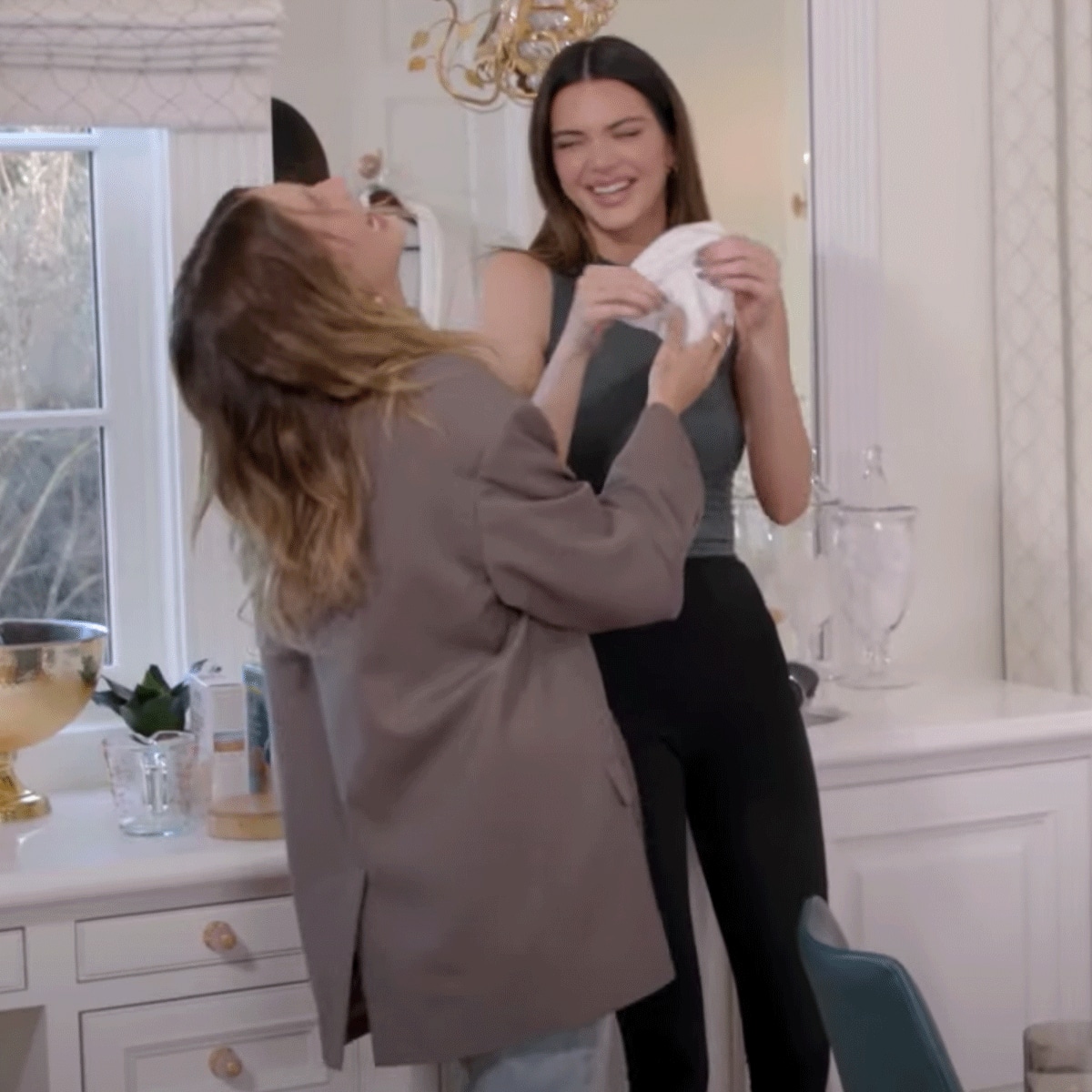 Kendall Jenner, Hailey Bieber