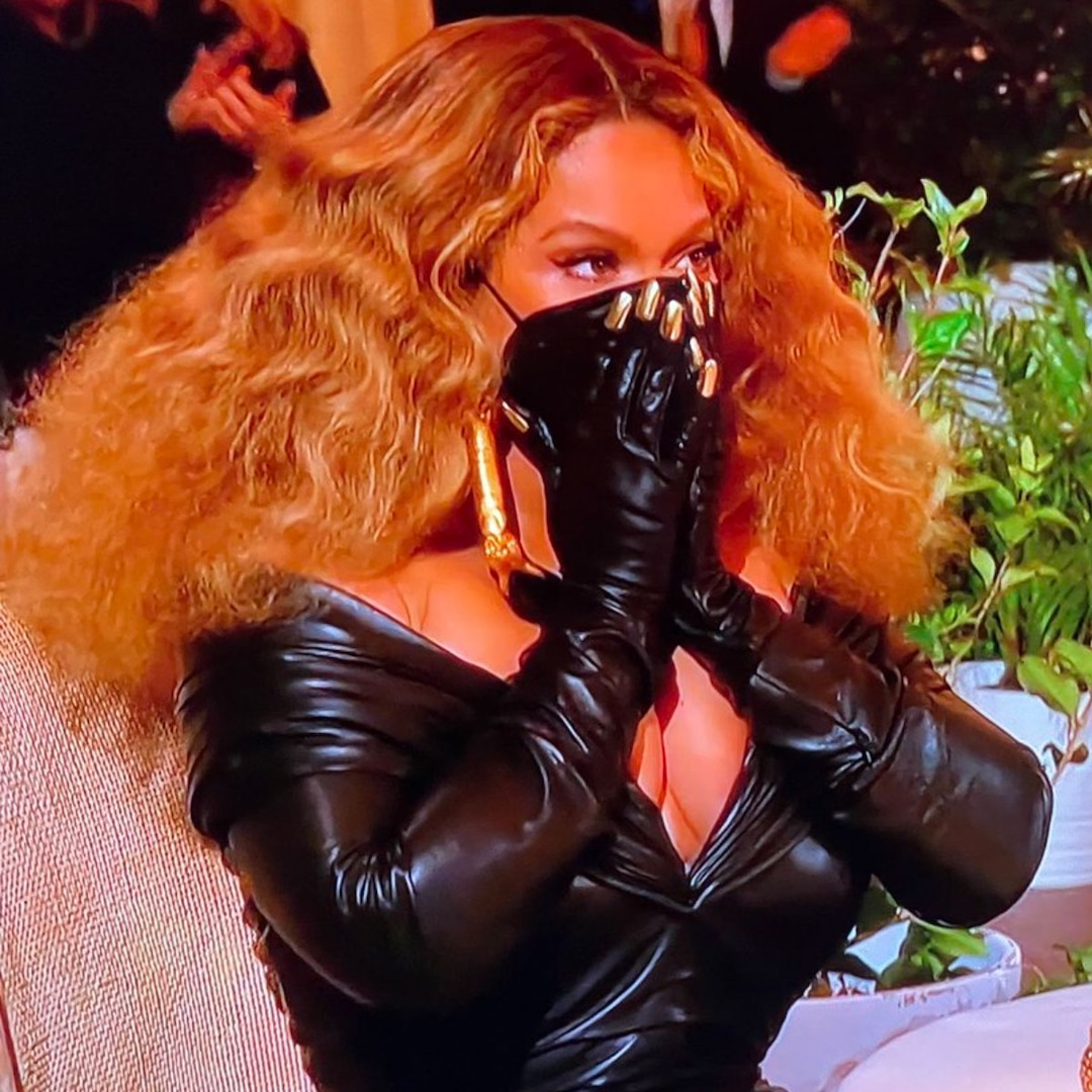 <p>Beyoncé Just Broke the Record for Most Grammy Wins of Any Singer Ever thumbnail