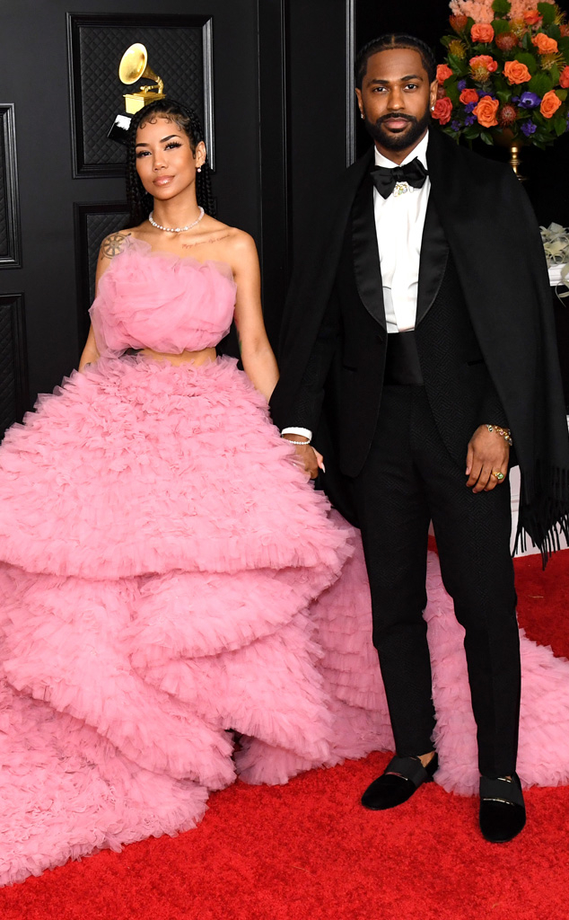 Photos from 2021 Grammys Red Carpet Couples