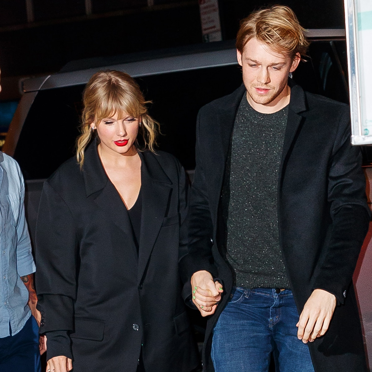 Joe Alwyn Subtly Supports Taylor Swift After Sweet Grammys Shout Out E Online Joe Alwyn Subtly Supports Taylor Swift After Sweet Grammys Shout Out E Online