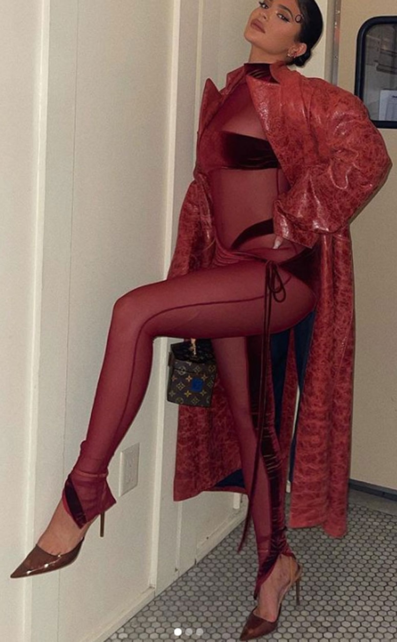 Kylie Jenner, Instagram, Fashion