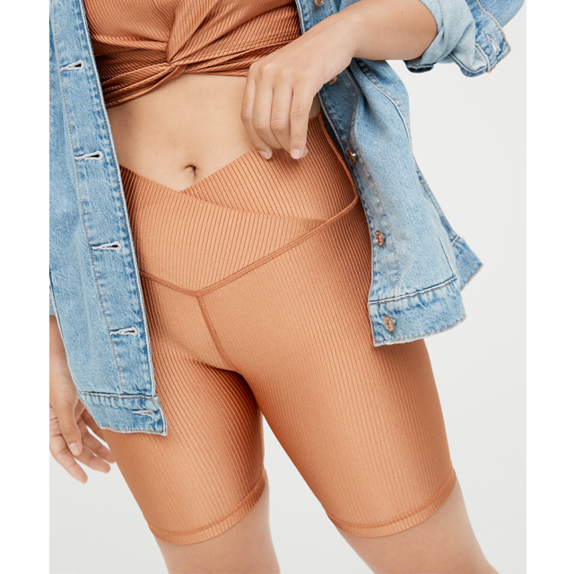 Hurry, Aerie's Viral Crossover Leggings Are Back in Stock!