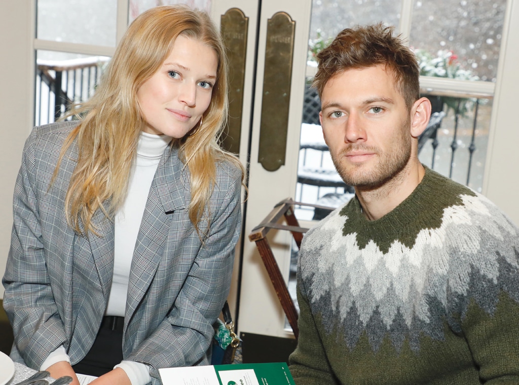 Toni Garrn, Alex Pettyfer