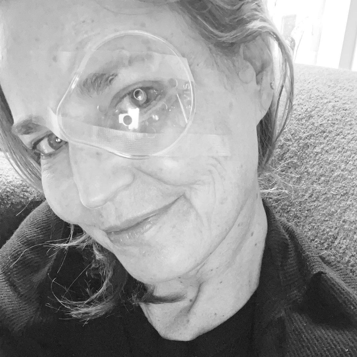 Today's Savannah Guthrie Recovering From "One Last" Eye Surgery