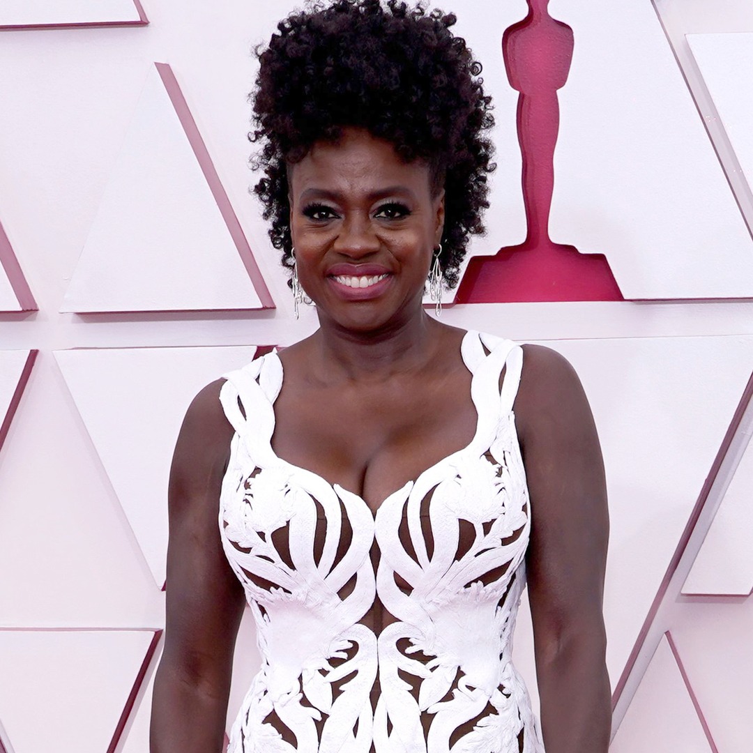 Viola davis in vanity fair magazine, uk july 2020. Viola Davis' Red Carpet Tribute to Chadwick Boseman ...