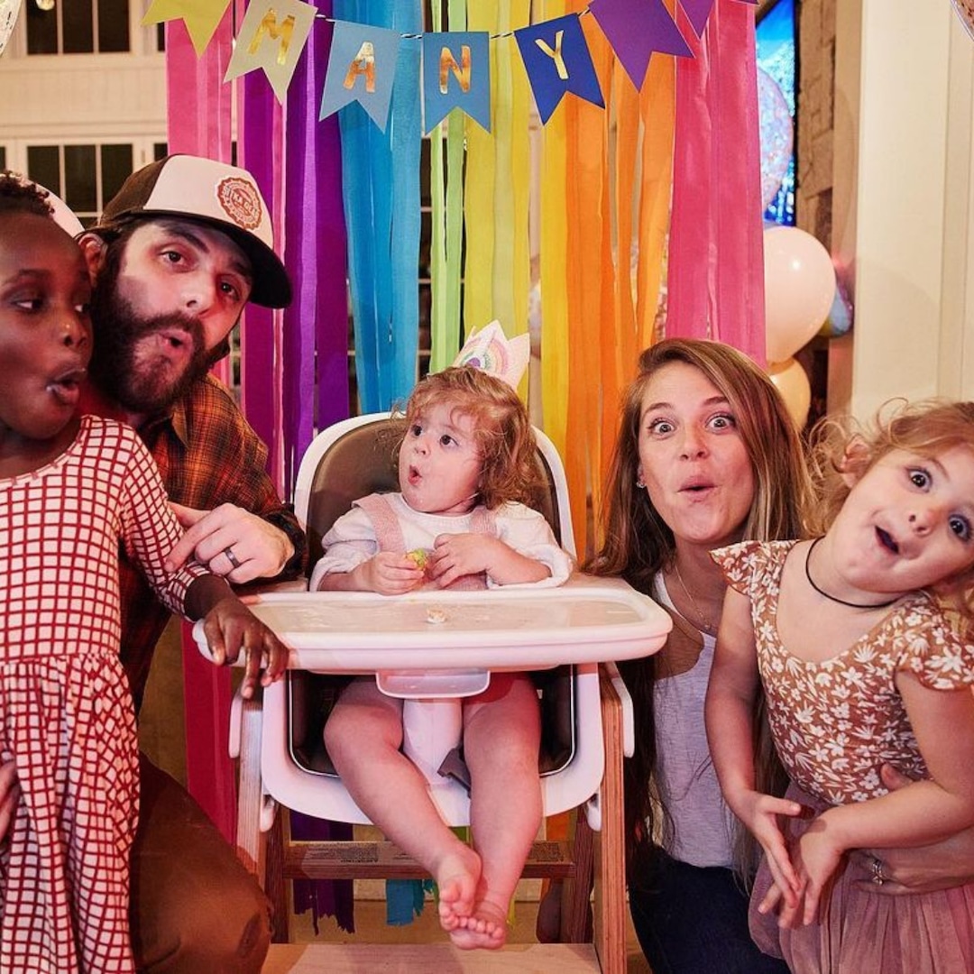 Thomas Rhett Reveals His Hopes and Desires for His Four Daughters Thomas Rhett Reveals His Hopes and Desires for His Four Daughters