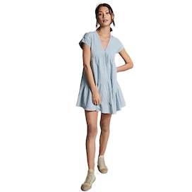 11 Graduation Dresses That Will Make Your Cap & Gown Look More Chic 11 Graduation Dresses That Will Make Your Cap & Gown Look More Chic