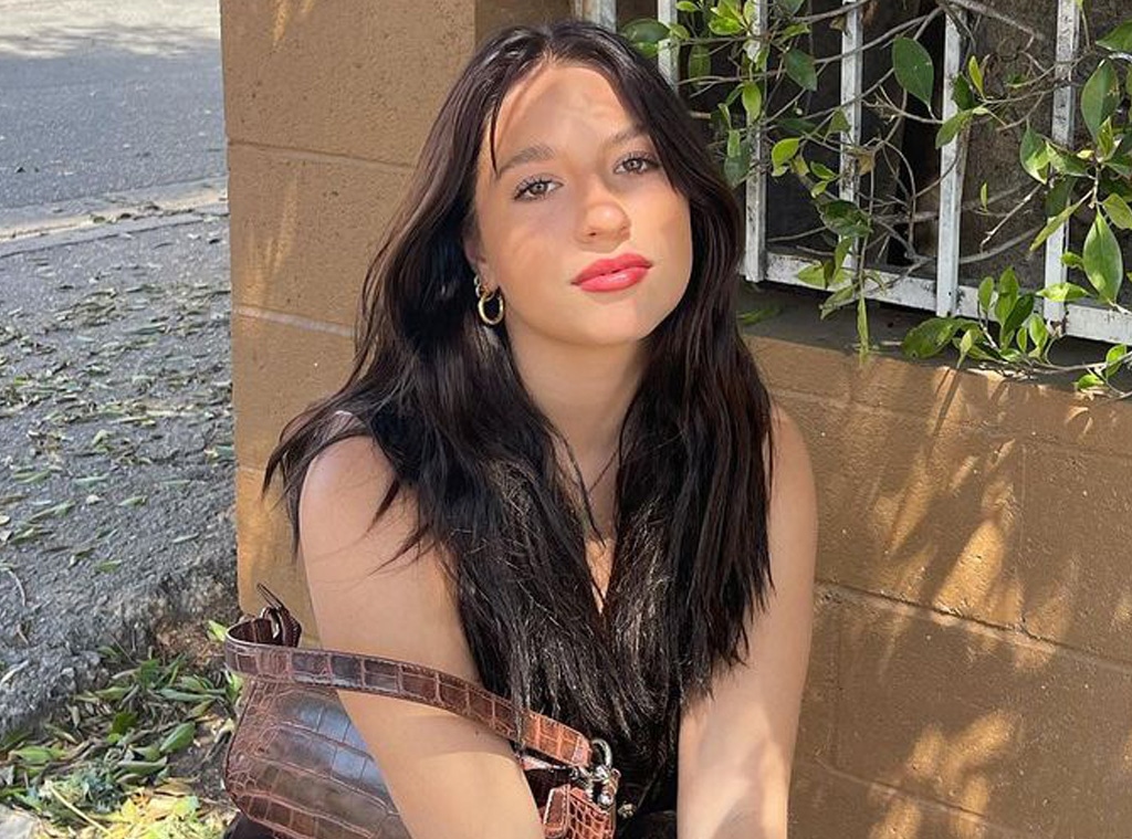 Kenzie Ziegler’s Controversial Tan Line Tattoos Stir Internet Buzz — What’s the Truth 1 Dance Moms' Kenzie Ziegler Apologizes for Resurfaced Images