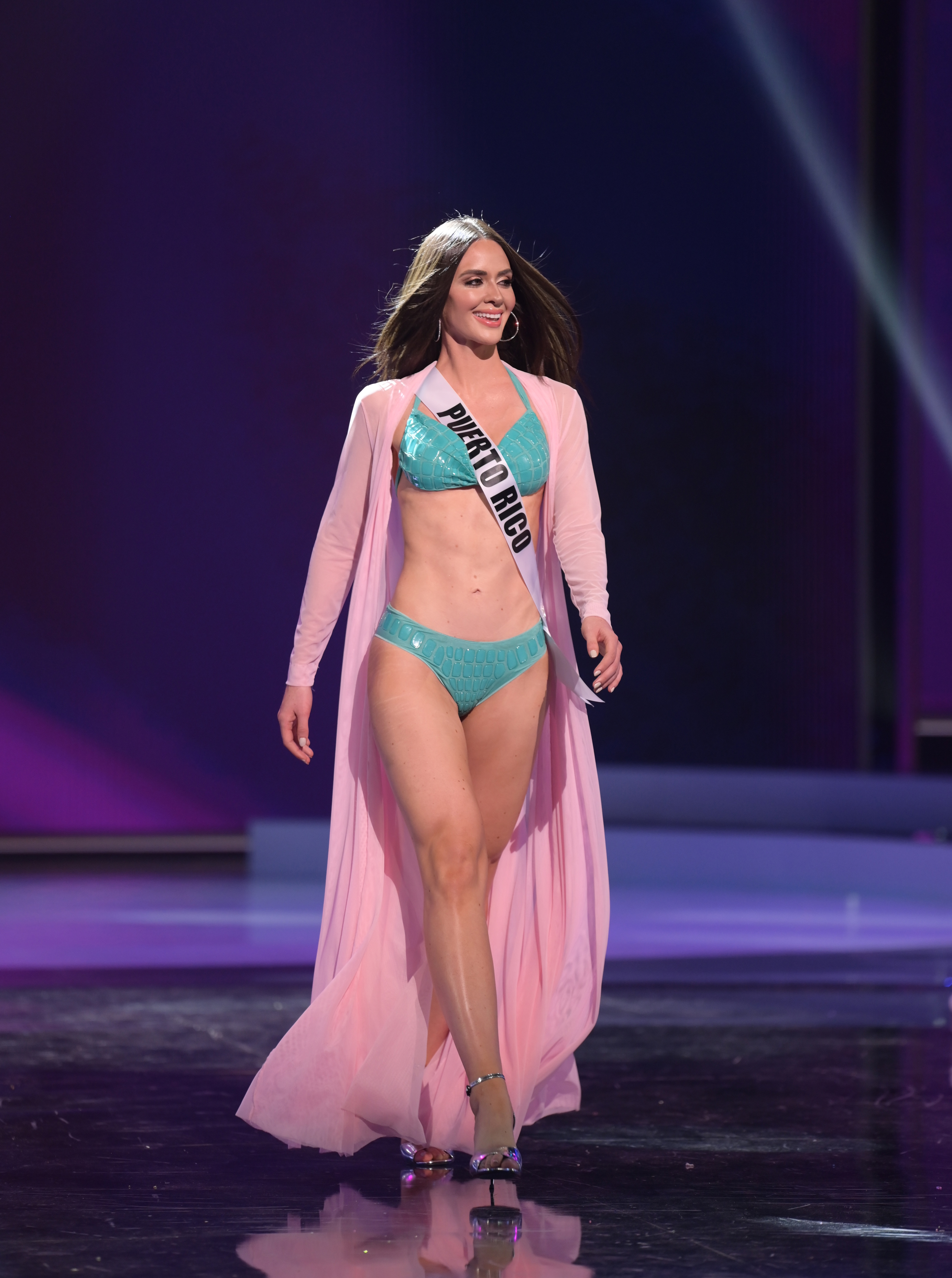 Fotos de Desfile traje de baño Miss Universo 2021 - E! Online Latino  - MX