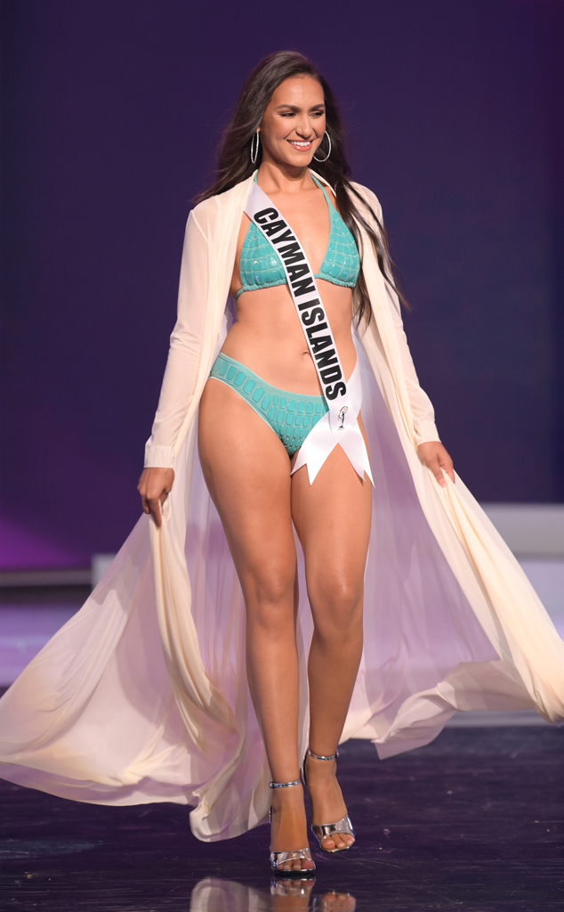 rs_634x1024-210515101601-634-Miss-Universe-Cayman-Islands-mp.jpg