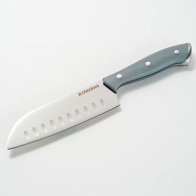 https://akns-images.eonline.com/eol_images/Entire_Site/2021418/rs_640x640-210518160507-ecomm-knife-mp.jpg