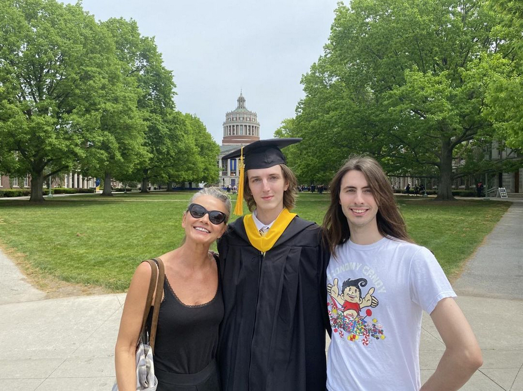 Tim McGraw Celebrates Daughter Maggie's Graduation From Stanford