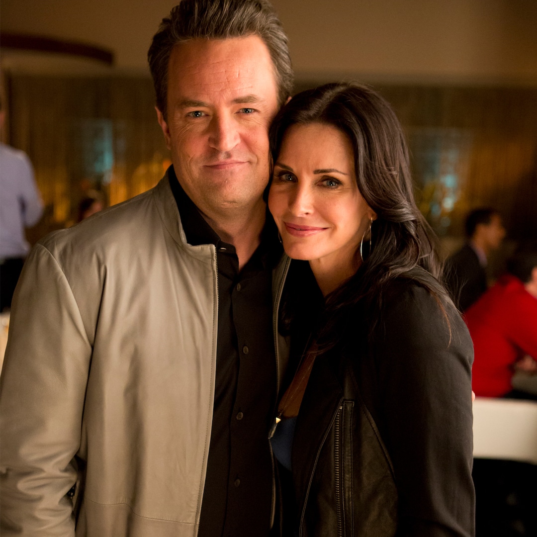 The One Where Courteney Cox and Matthew Perry Find Out ...