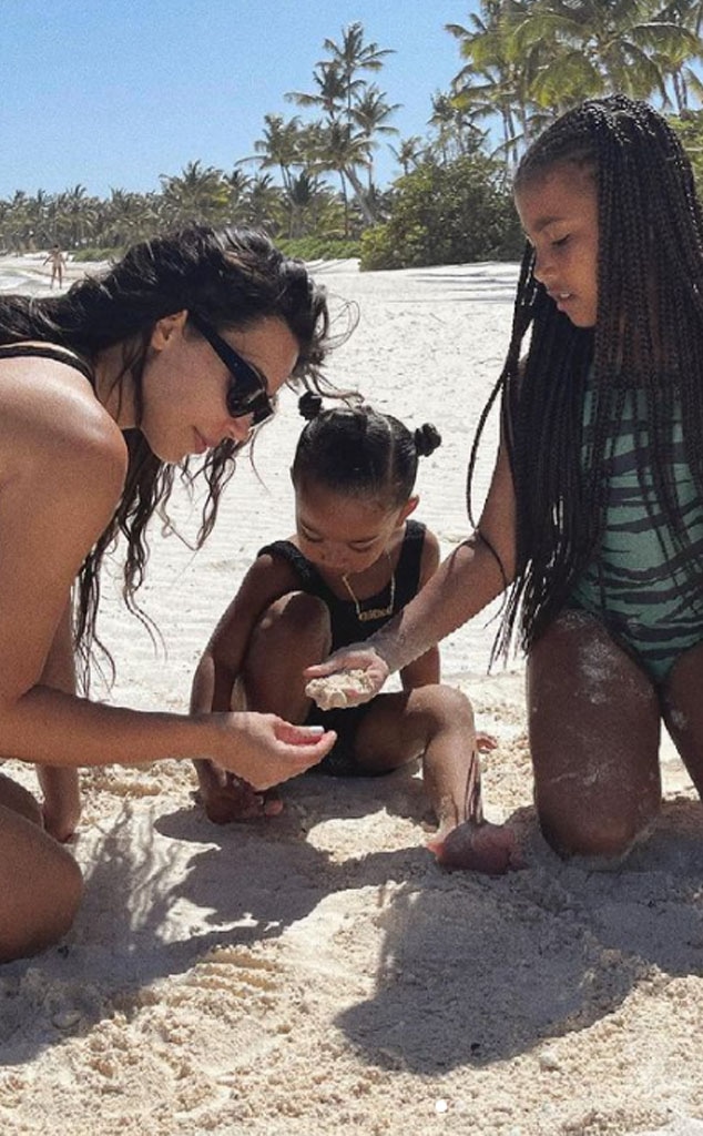 Kim Kardashian, North West, Chicago West, Instagram