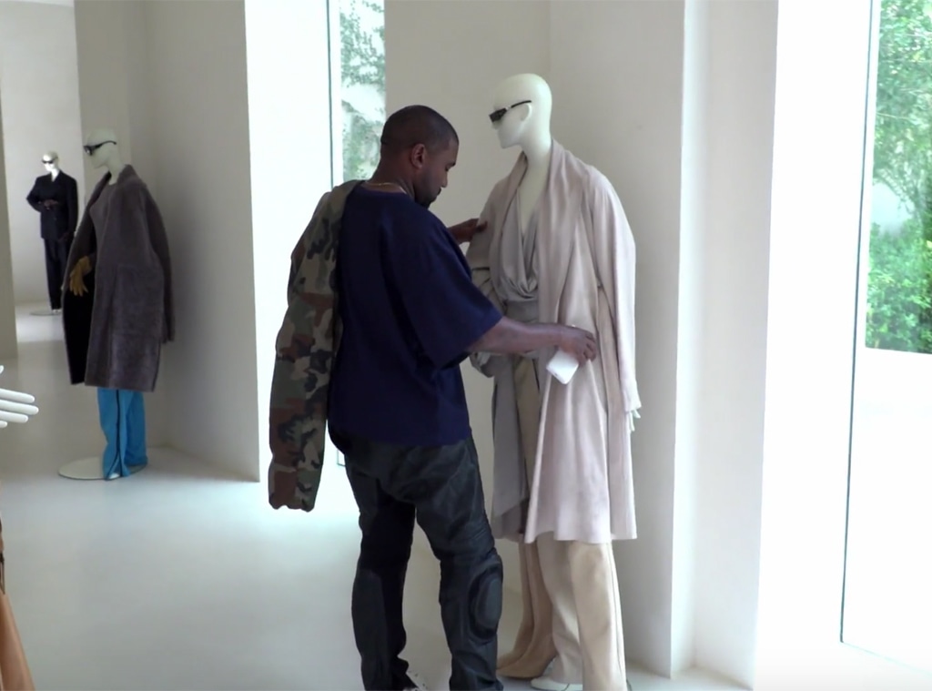 Kanye West, Kris Jenner Birthday Present, KUWTK, Keeping Up With the Kardashians
