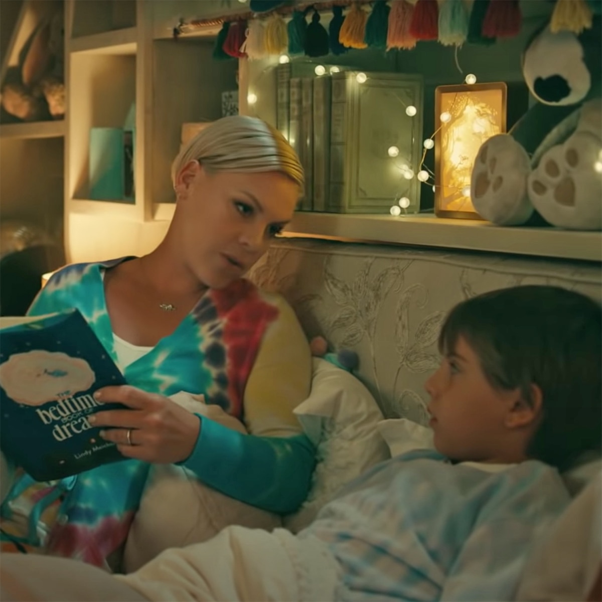 Watch Pink s Husband and Kids Make Sweet Cameos in New Music Video