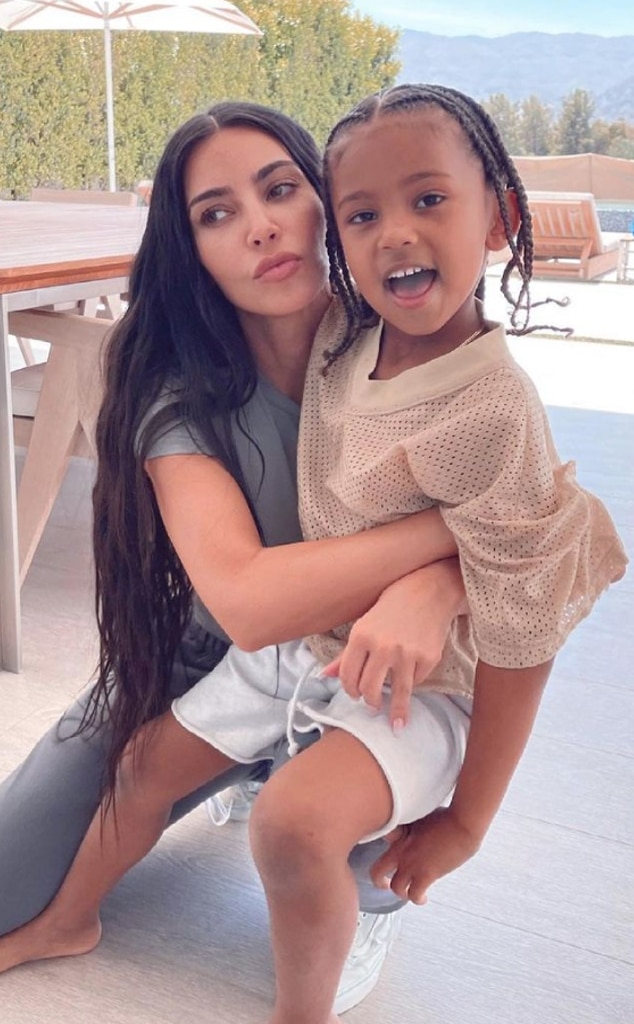 Kim Kardashian mừng sinh nhật thứ 9 của Son Saint West bằng những bức ảnh ngọt ngào