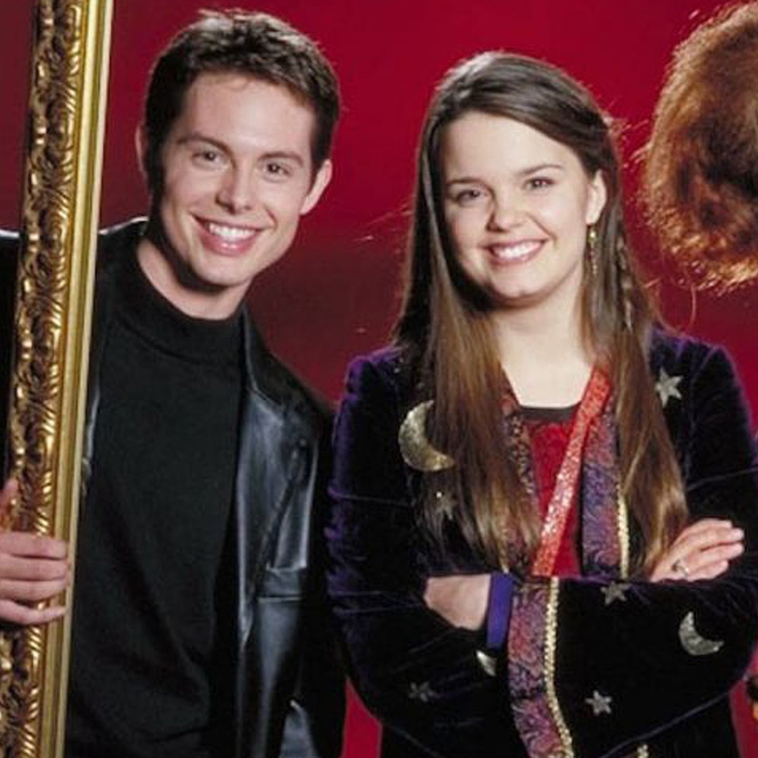 Halloweentown's Kimberly J. Brown Shares How She Fell in Love With Her Disney Co-Star - E! NEWS