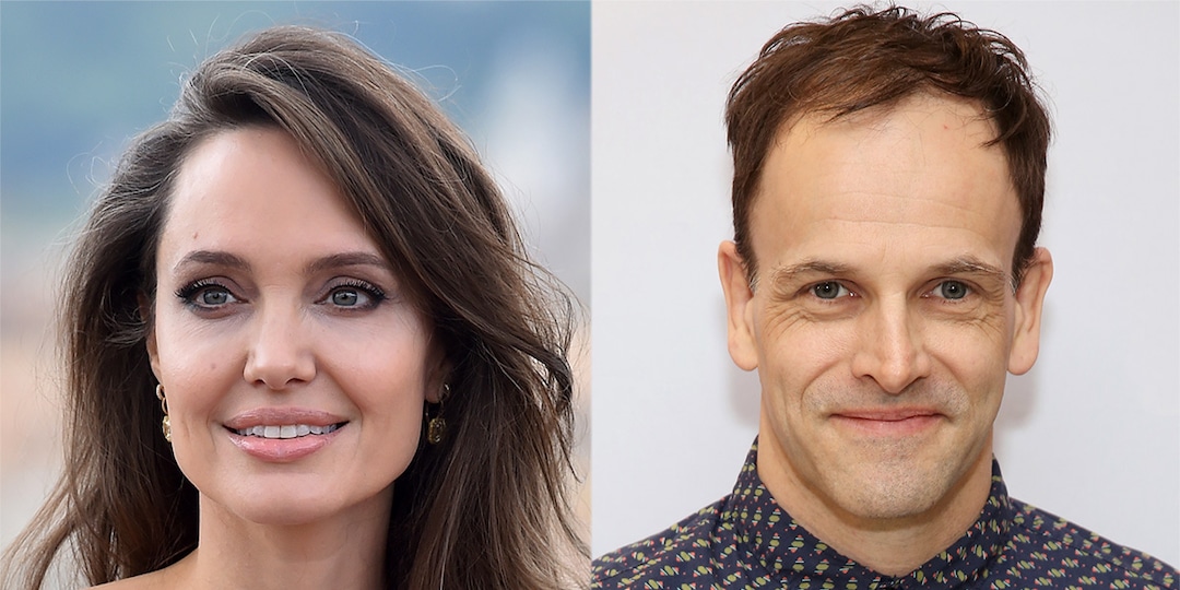 Angelina Jolie Spends More Time With Ex Johnny Lee Miller Over Dinner E Online Angelina Jolie Spends More Time With Ex Johnny Lee Miller Over Dinner E Online