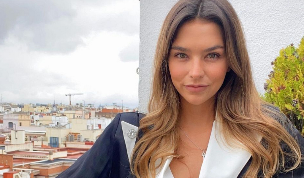 La Venganza De Las Juanas Saison 2 Juana Arias: Entre La muchacha que limpia, La venganza de las Juanas y