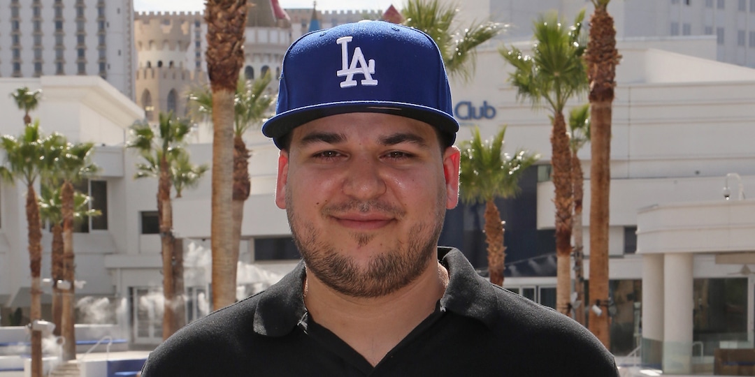 Did You Spot Rob Kardashian's Rare Appearance on The Kardashians? Catch the Must-See Moment - E! Online.jpg