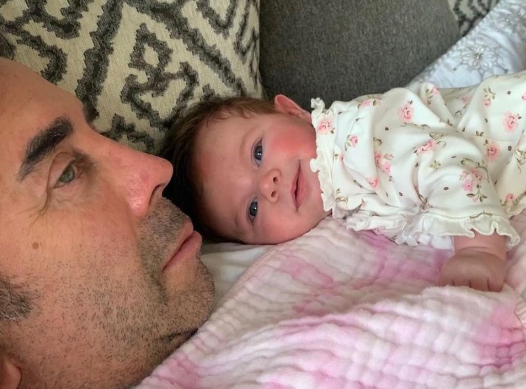 Der verpfuschte Dr. Paul Nassif und seine Frau Brittany enthüllen das Geschlecht von Baby Nr. 2