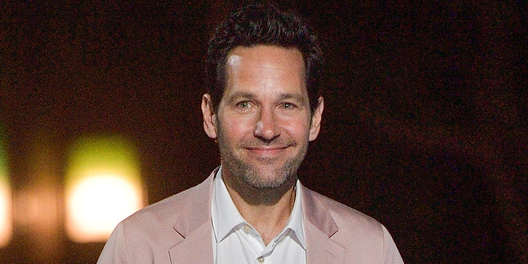 Paul Rudd Is Named People’s Sexiest Man Alive of 2021 – E! Online