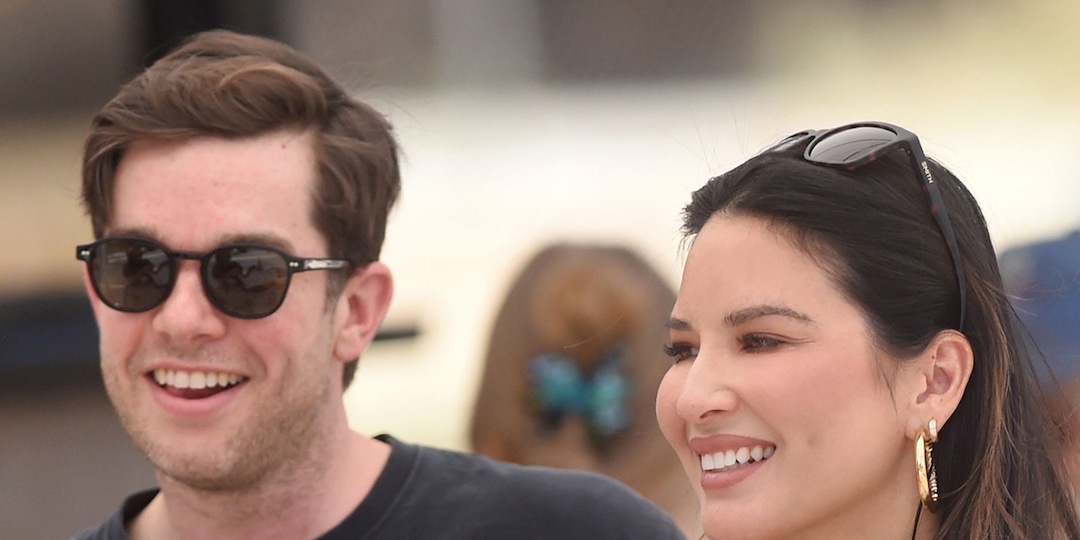 Olivia Munn Calls Out Incorrect Rumors Amid John Mulaney Speculation E Online