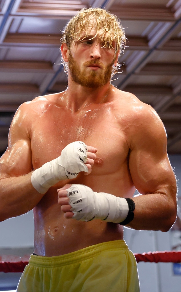 Check spelling or type a new query. Logan Paul Floyd Mayweather : How Logan Paul Ended Up In A Boxing Ring With Floyd Mayweather Jr E Online Deutschland