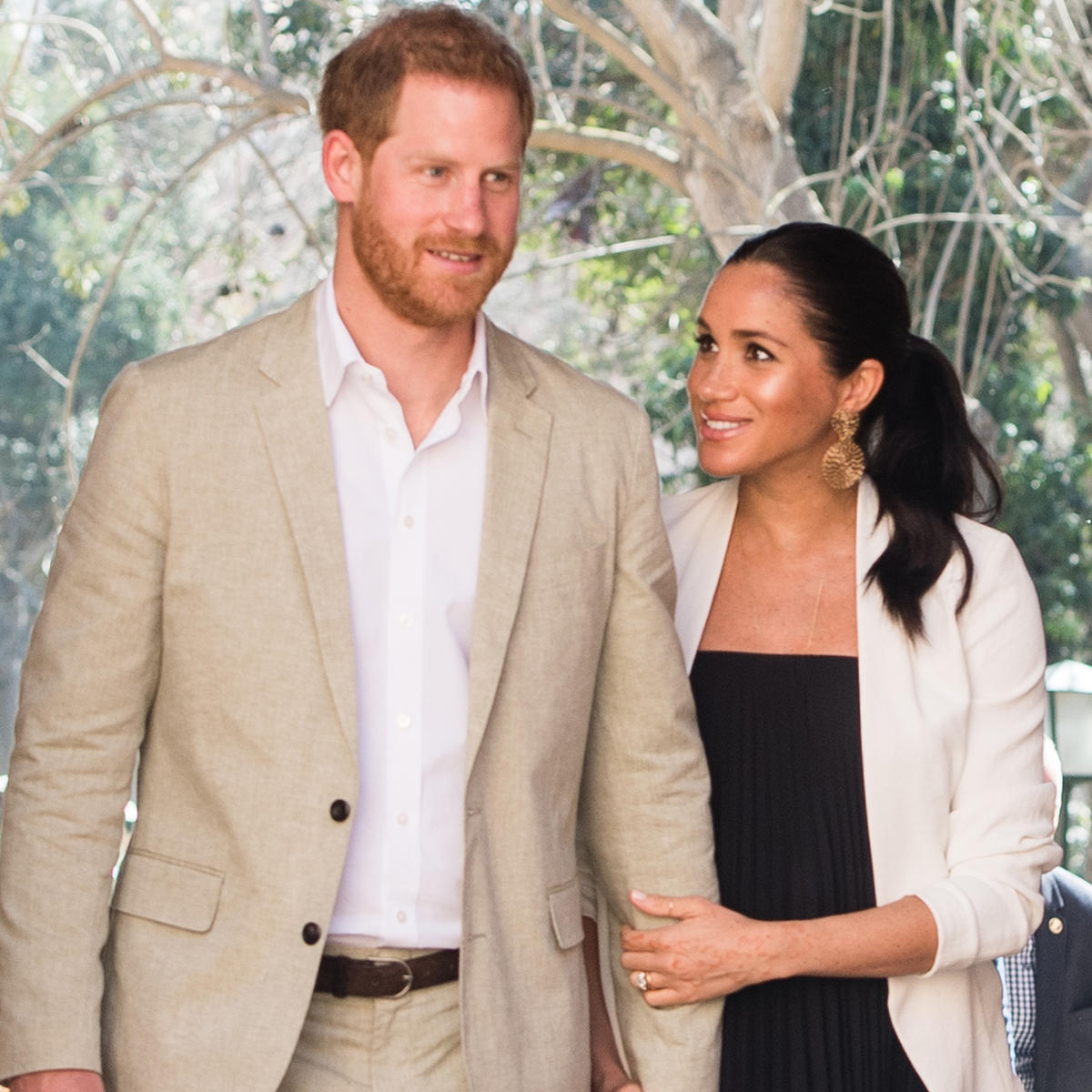 Prince Harry and Meghan Markle Reveal New Photo of Archie and Lilibet in Holiday Card – E! Online