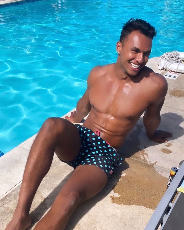 Aaron, The Bachelorette, Instagram