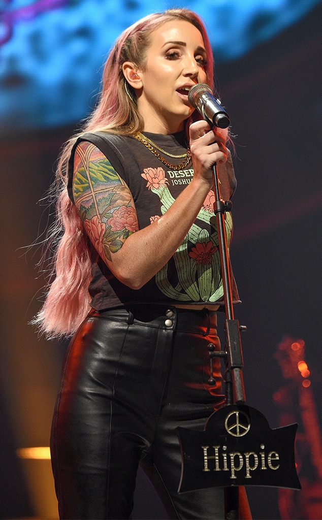 Country Singer Ashley Monroe Shares Rare Cancer Diagnosis