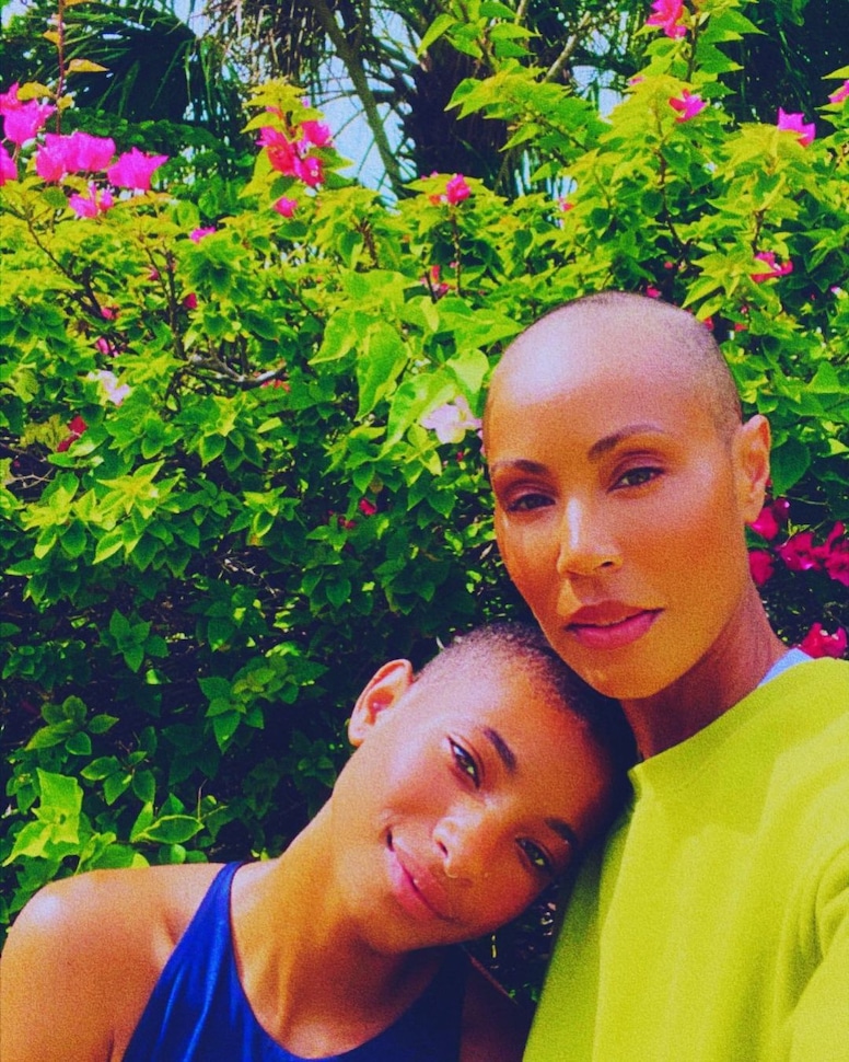Jada Pinkett Smith, Willow Smith, Instagram