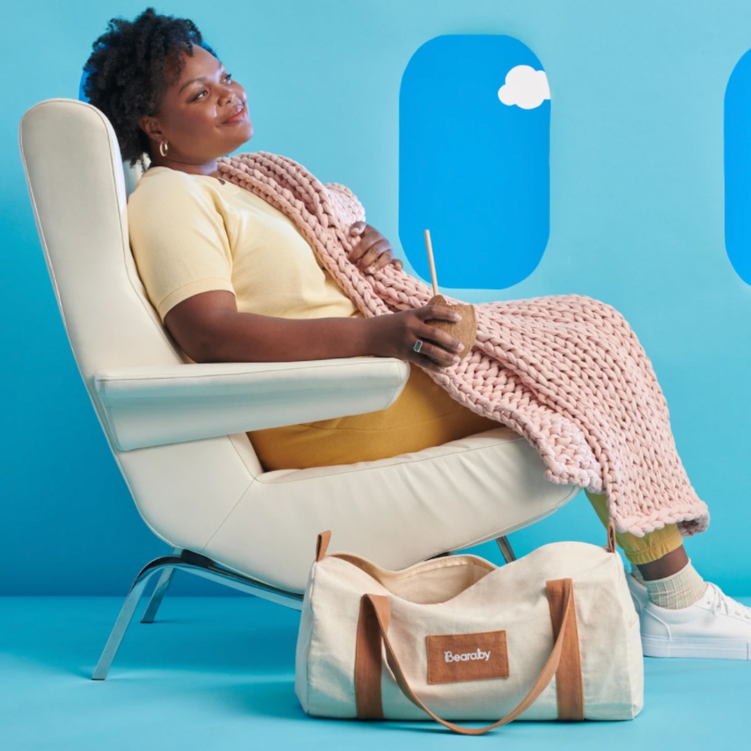 Bearaby's Bestselling Weighted Blanket Now Comes In a Travel Size