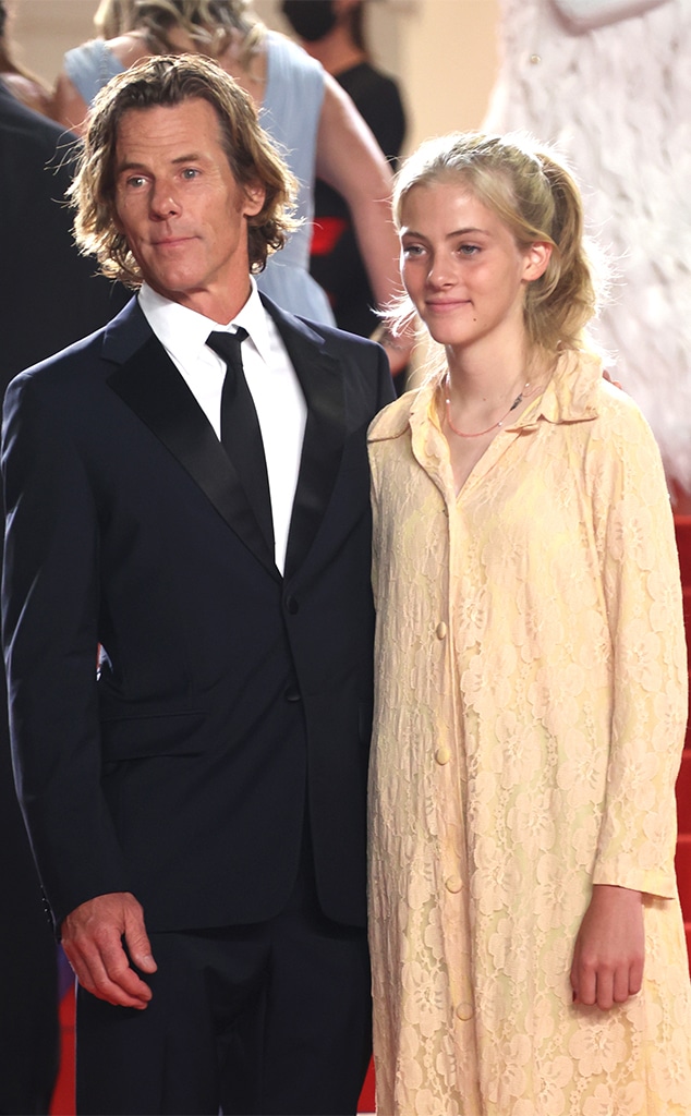 Meet Julia Roberts Three Kids As Daughter Hazel Steps Into Spotlight E Online Meet Julia Roberts Three Kids As Daughter Hazel Steps Into Spotlight E Online
