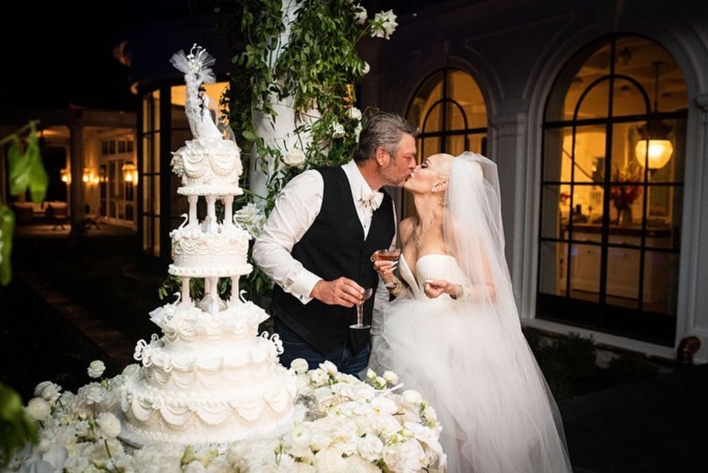 27 Amazing Celebrity Wedding Cakes - Royal Wedding Cakes, Celeb Cakes