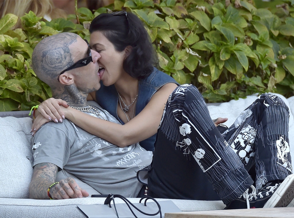 Kourtney Kardashian & Travis Barker's PDA-Filled Gondola Ride Is Amore
