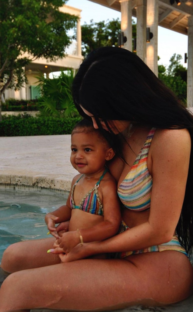 Kylie Jenner, Stormi Webster, KUWTK, Keeping Up With the Kardashians, Bikini Pics