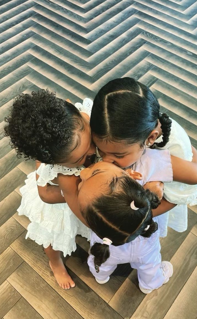 Chicago West, True Thompson, Stormi Webster, KUWTK