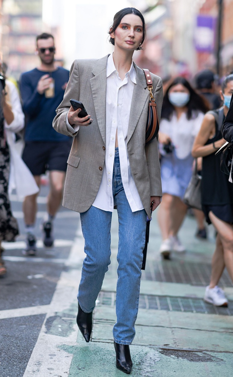 1fqgcrlnjfhohm Realistic Nyc Fashion Summer 2022