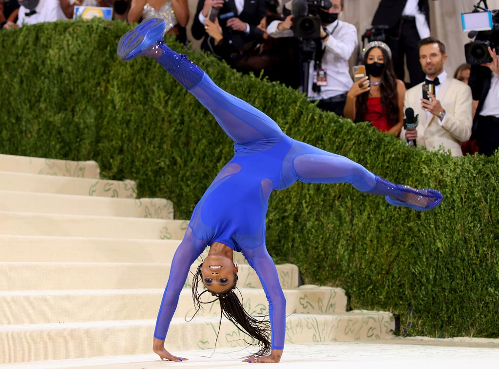 Nia Dennis, 2021 Met Gala, Arrivals, Red Carpet Fashions, Candids