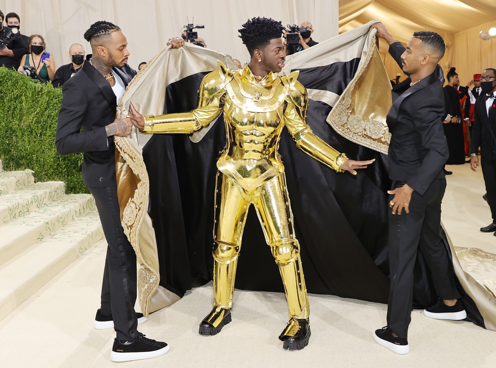 Lil Nas X's Gold Armor Unveiling at Met Gala Channels Lady Gaga Lil Nas X's Gold Armor Unveiling at Met Gala Channels Lady Gaga