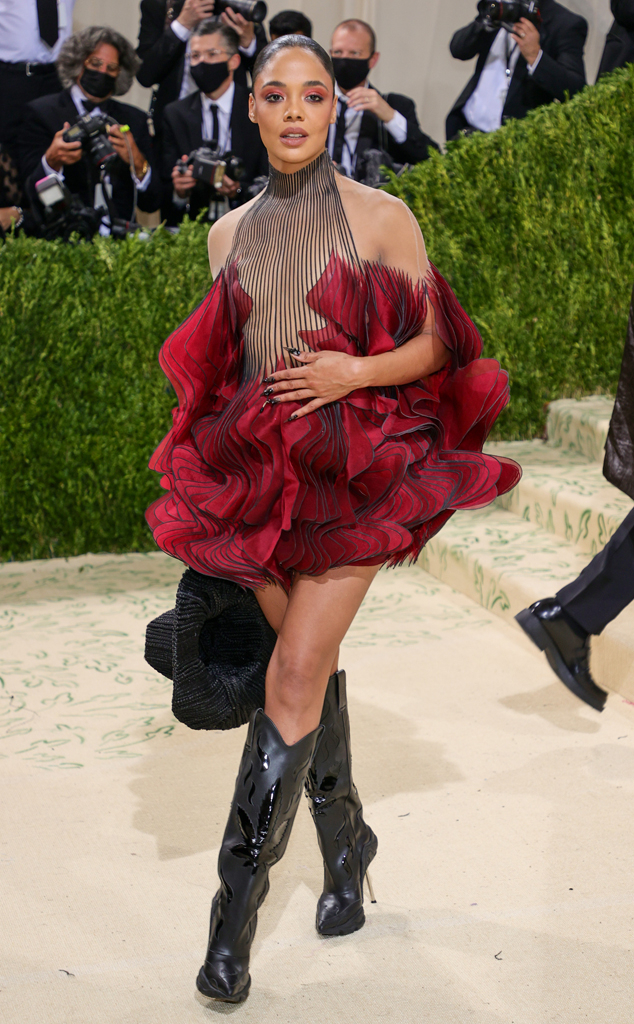 rs_634x1024-210913175607-634-Tessa-Thompson-2021-met-gala.jpg?fit=around%7C634:1024.5309278350517&output-quality=90&crop=634:1024.5309278350517;center,top