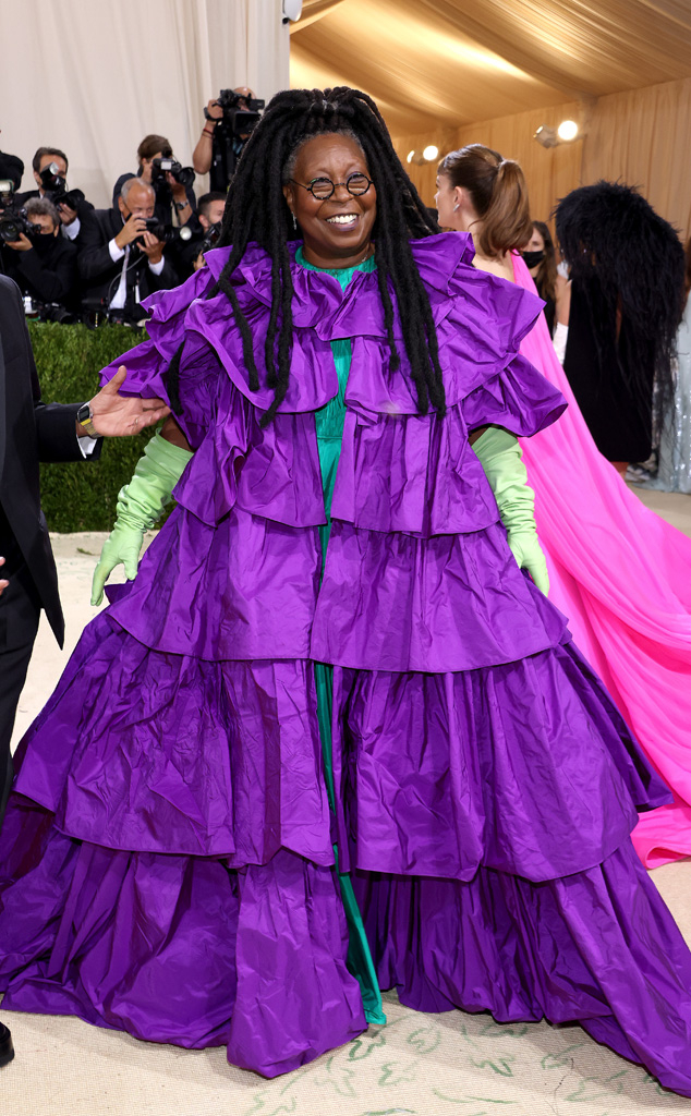 rs_634x1024-210913181235-634-Whoopi-Goldberg-mp.jpg?fit=around%7C634:1024.5309278350517&output-quality=90&crop=634:1024.5309278350517;center,top