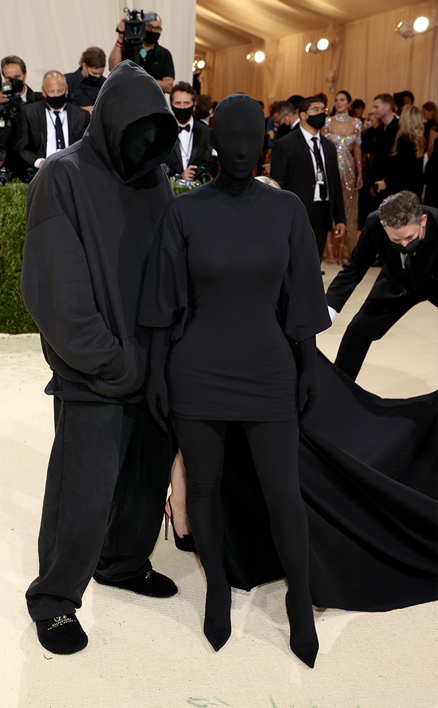 Kim Kardashian, 2021 Met Gala, Moda e Qilimit të Kuq